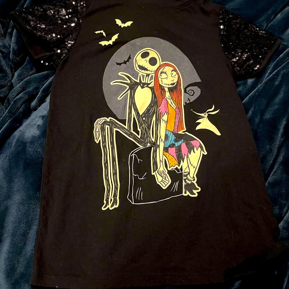 Nightmare before Christmas shirt size 10/12